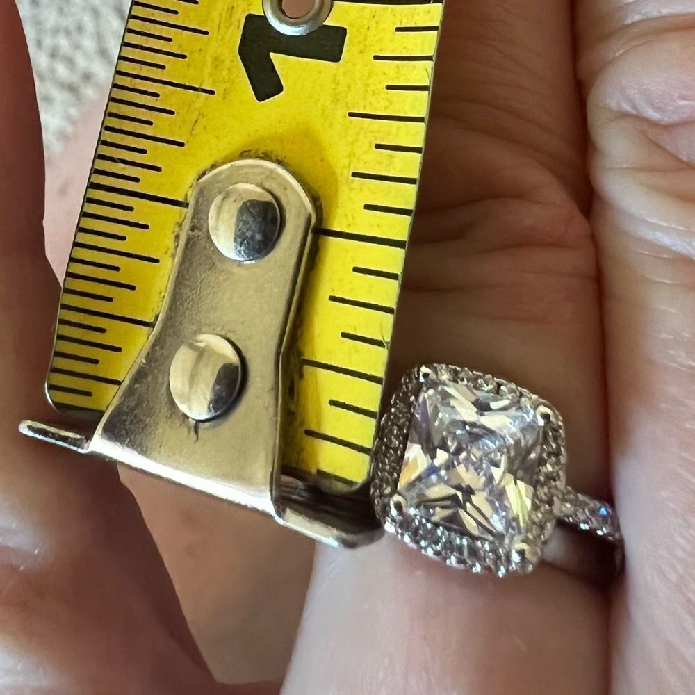 CZ Diamond Ring-perfect condition - Picture 8 of 9